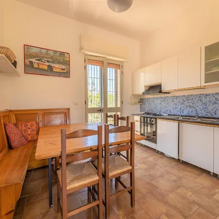 Feriehus Tasteful In With Private Terrace Taviano (Lecce)