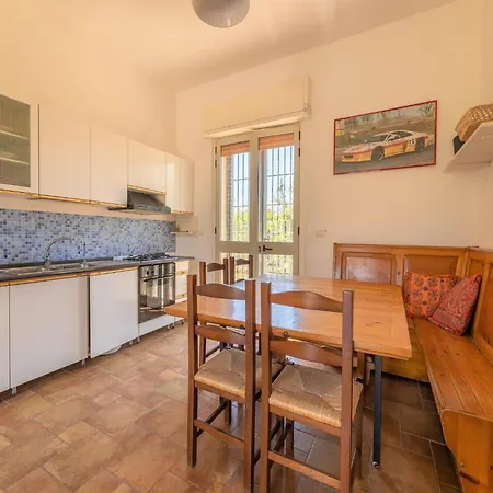 Feriehus Tasteful In With Private Terrace Taviano (Lecce)