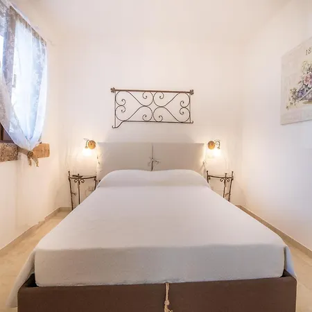 Tasteful In With Private Terrace Feriehus *